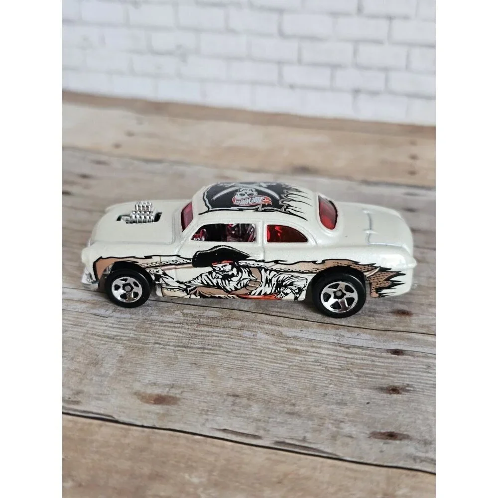 Hot Wheels Shoe Box 2000 Boulevard Buccaneers Pirate 1949 Ford Custom Coupe
